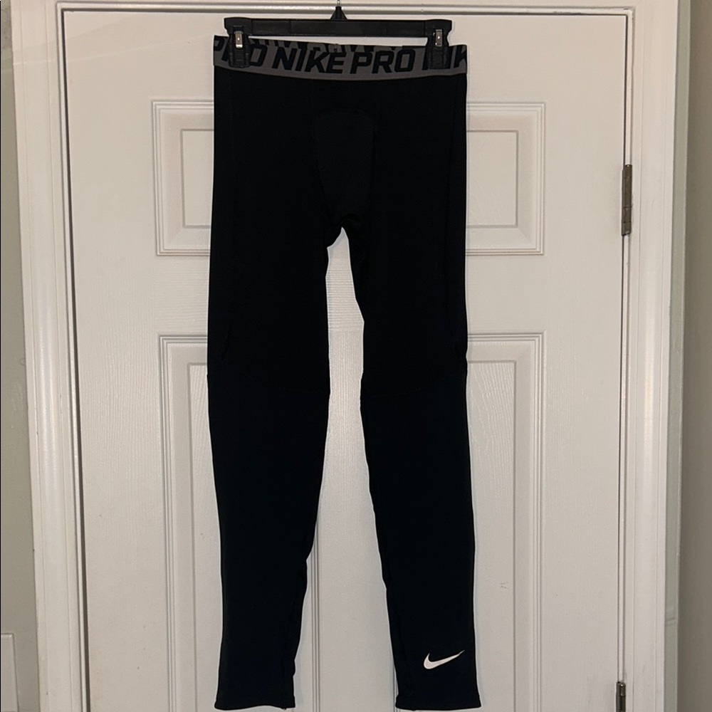 Nike Boys Black Pro Leggings NWT Tight fit